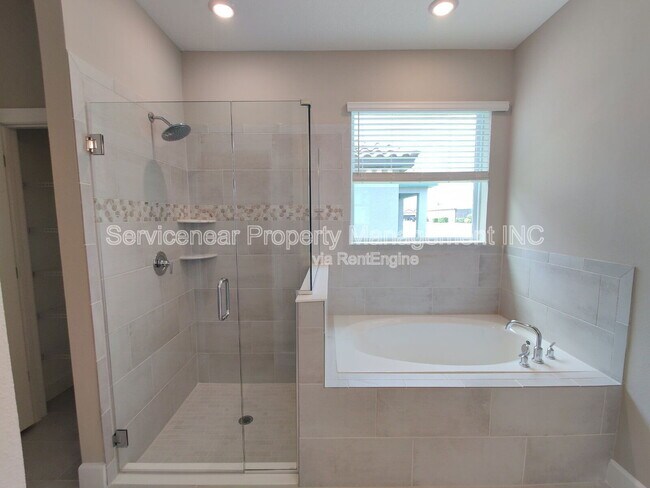 Building Photo - 3823 Savanna Palms Ct