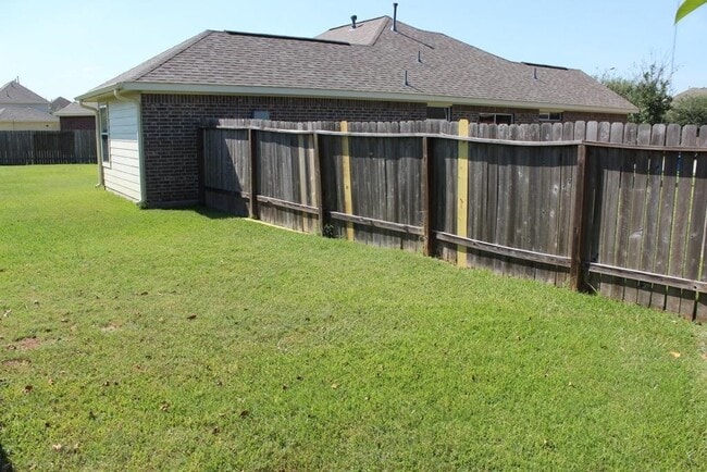 Building Photo - 2018 Arbor Gate Ct