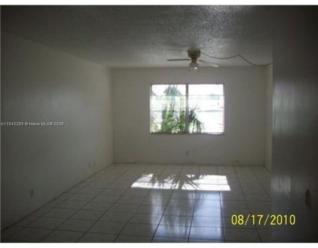 Building Photo - 1200 SW 50th Ave