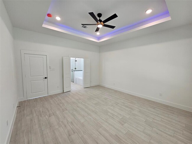 Building Photo - 25939 Lantern Ln