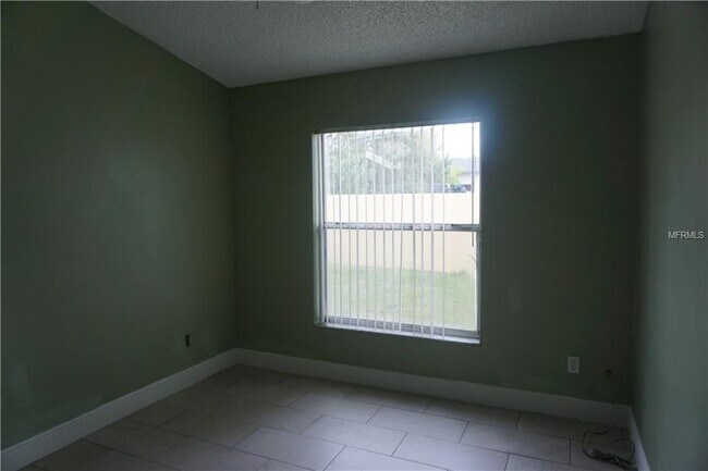 Building Photo - 7139 Edgewater Shores Ct