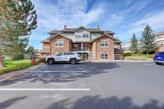 Building Photo - $1,950.00 - 2 Beds, 2 Bath, Condo in Auror...