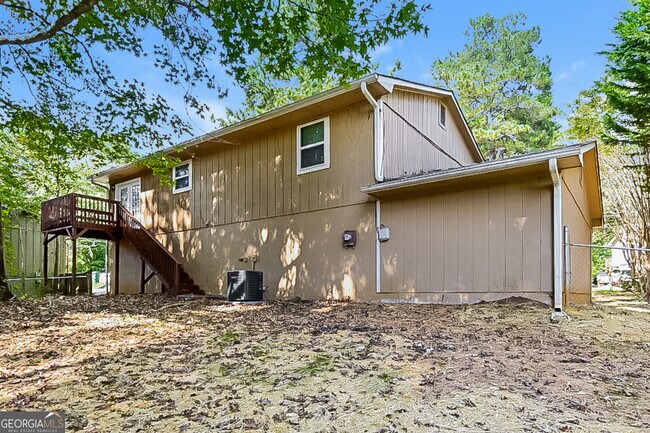 Building Photo - 2239 Cherokee Valley Cir
