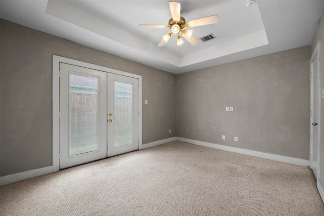 Building Photo - 9705 Linkmeadow Ln