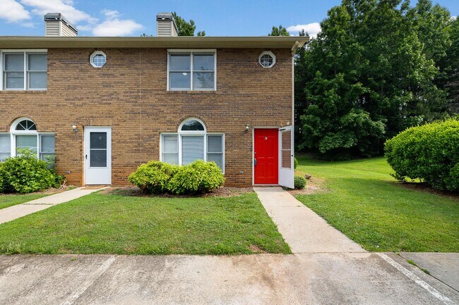 Primary Photo - 4071 Hidden Hollow Dr