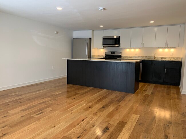 Building Photo - 3600 16th St NW