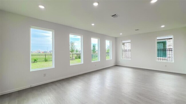 Building Photo - 3024 Estes Ridge Ln