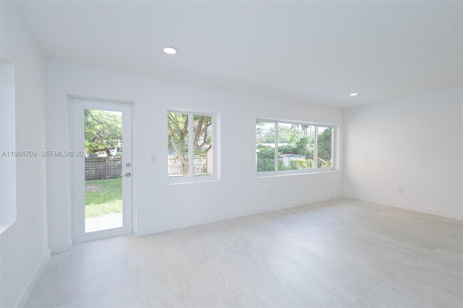 Building Photo - 2675 SW 24th Ter