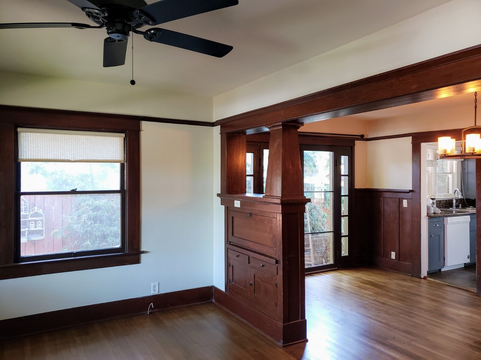 Building Photo - 495 Gaviota Ave