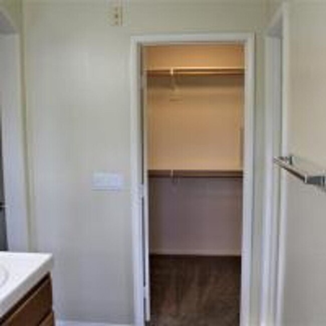 Building Photo - 29178 Portland Ct