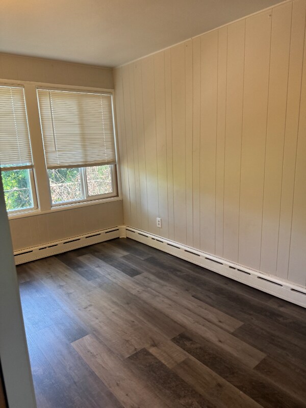 Building Photo - 4742 22nd Ave NE