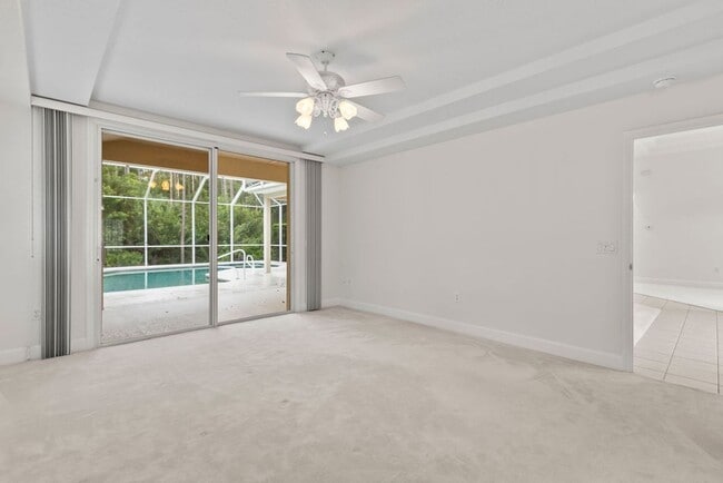 Building Photo - Beautiful Breakaway Trails Pool Home