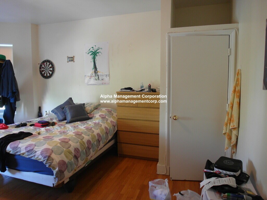 Building Photo - 171 Hemenway St