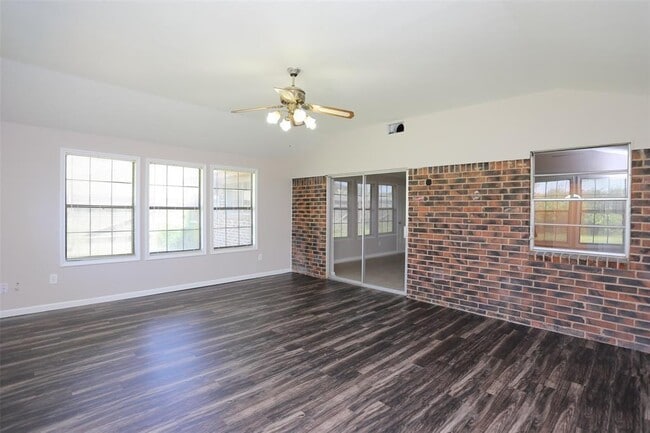Building Photo - 9707 Fonville Dr