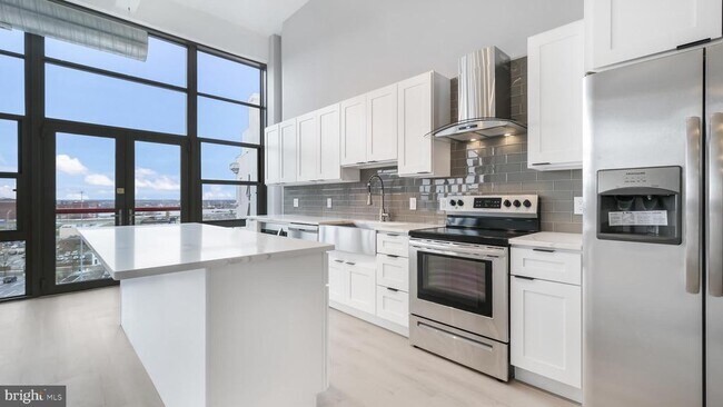 Building Photo - 444 N 4th St