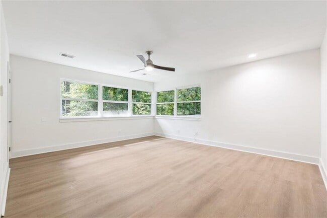 Building Photo - 1568 Niskey Lake Trail SW