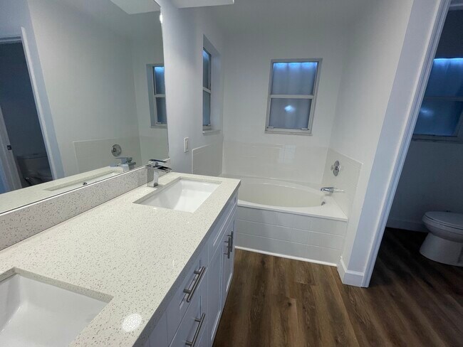 Building Photo - 13335 SW 144th Ter