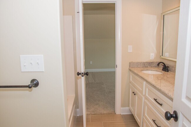 Building Photo - Barrington Park Subdivision