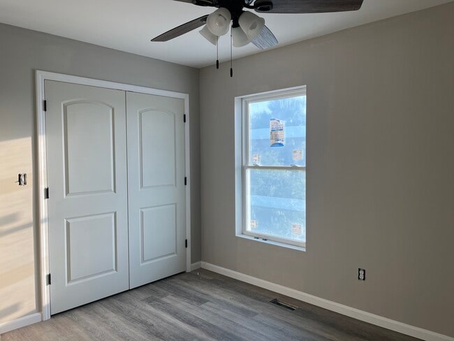 Building Photo - 1319 Sioux Turn