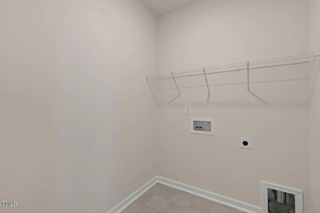 Building Photo - Spacious 4BR home in Wendell with trees in...