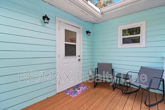 Building Photo - 750 NE 2nd Ave