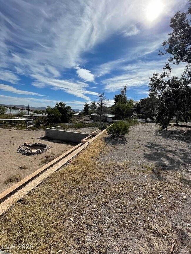 Building Photo - 1427 San Felipe Dr