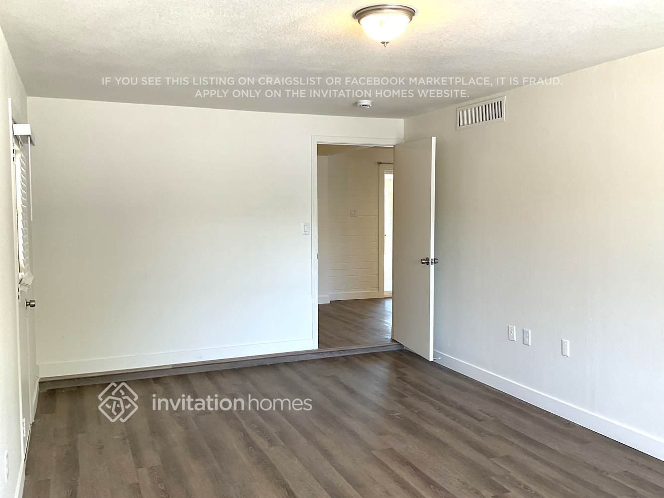 Building Photo - 7249 W Sells Dr