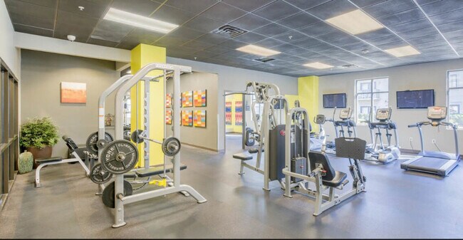 Building Photo - 721 Gov Morrison St