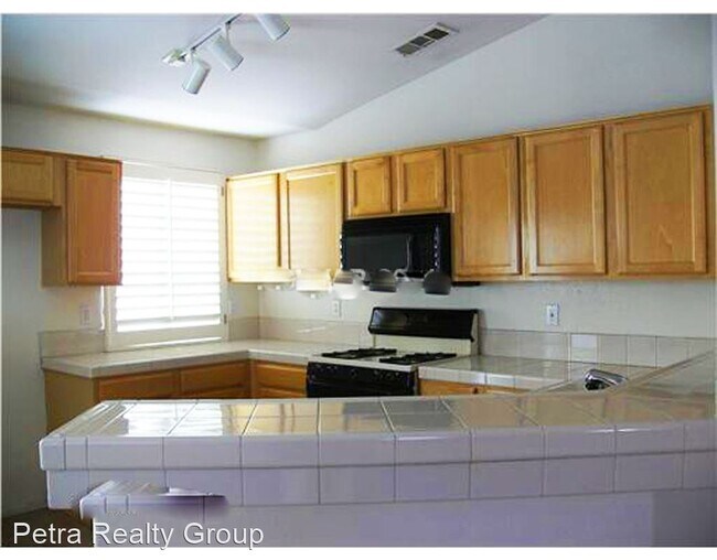 Building Photo - 2 br, 1.5 bath House - 1812 Linton Hill Lane