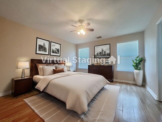 Building Photo - 13410 Blue Swallow Dr