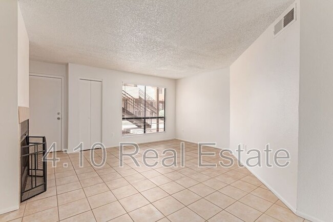 Building Photo - 11640 N 51st Ave