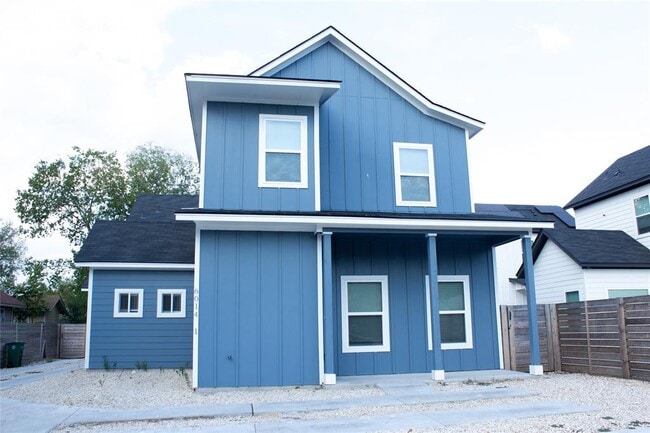 Primary Photo - 6014 Fairway St