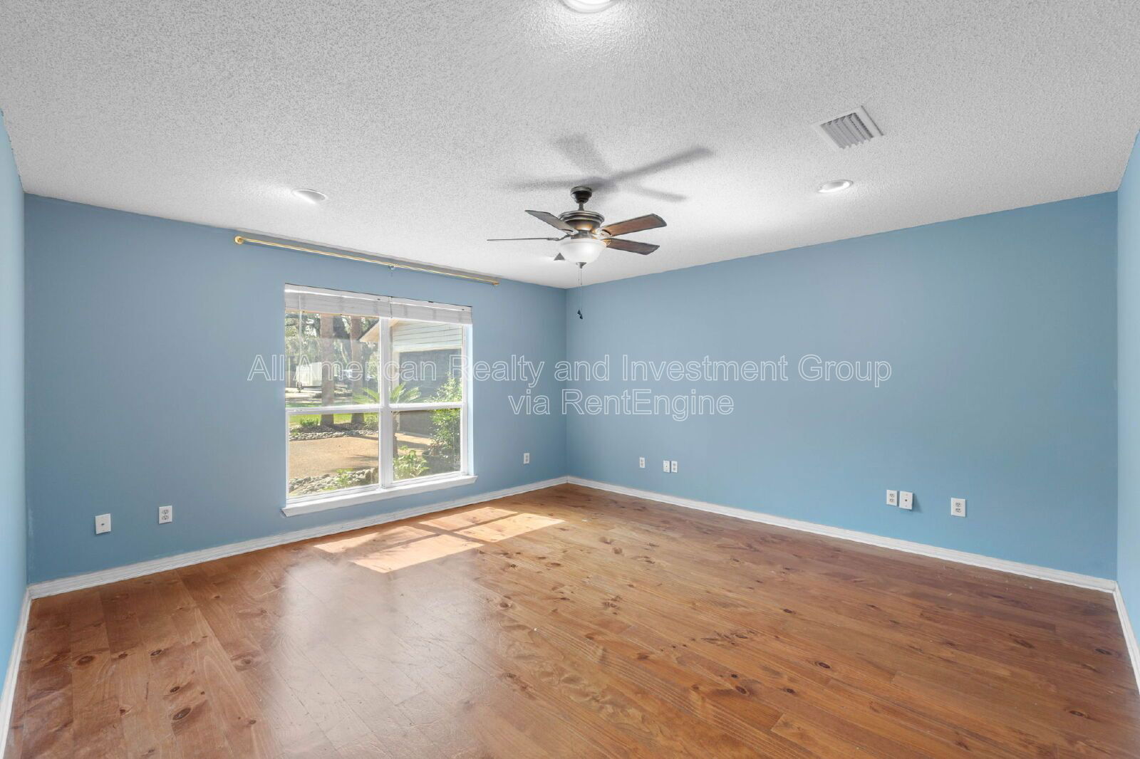 Building Photo - 101 Hands Cove Ln