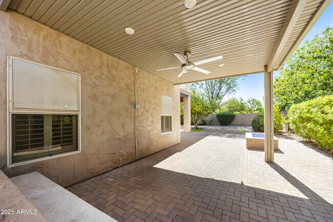 Building Photo - 18027 N 50th Pl