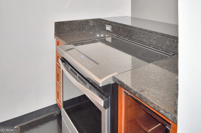 Building Photo - 120 Ralph McGill Blvd NE