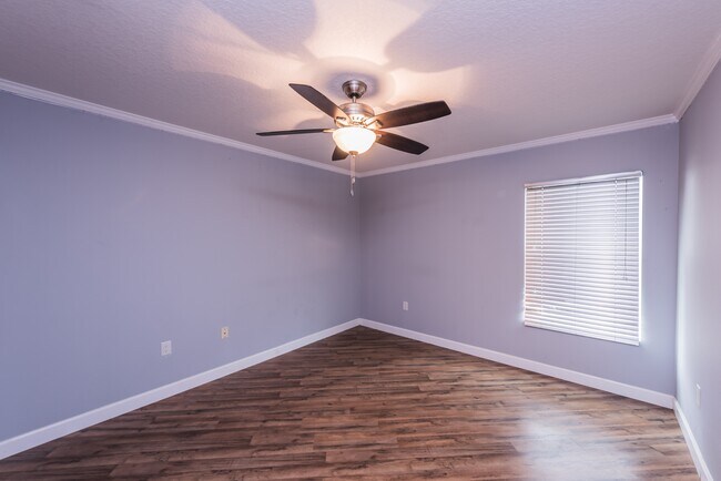 Building Photo - 5339 Peach Blossom Blvd