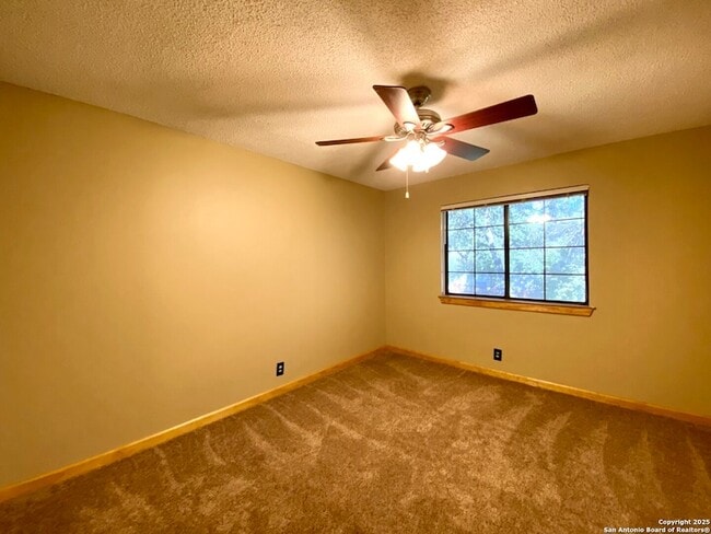 Building Photo - 8911 Shady Leaf