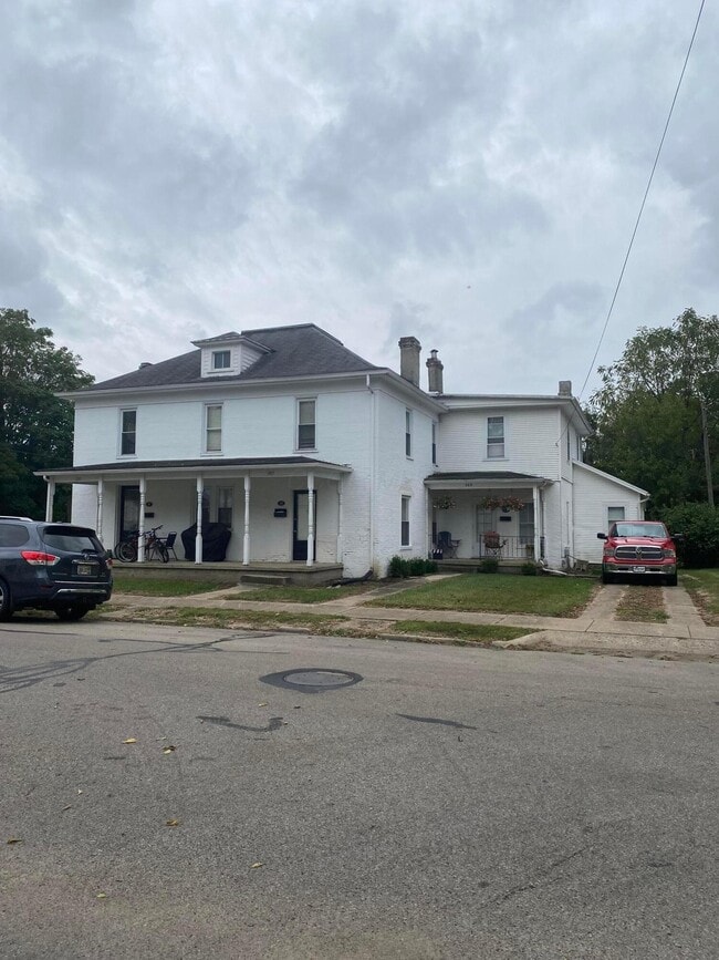 Building Photo - 203 E Reynolds St