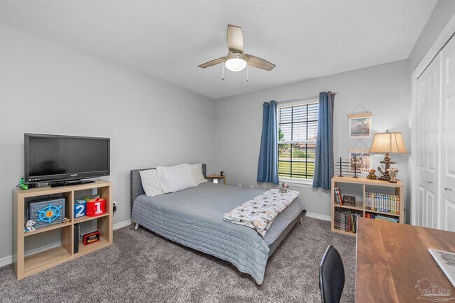 Building Photo - 2442 Raider Ln