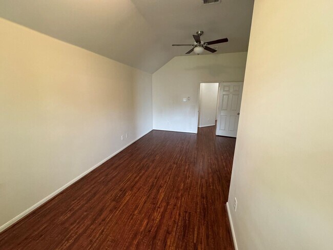 Building Photo - 9907 Rushing Springs Dr