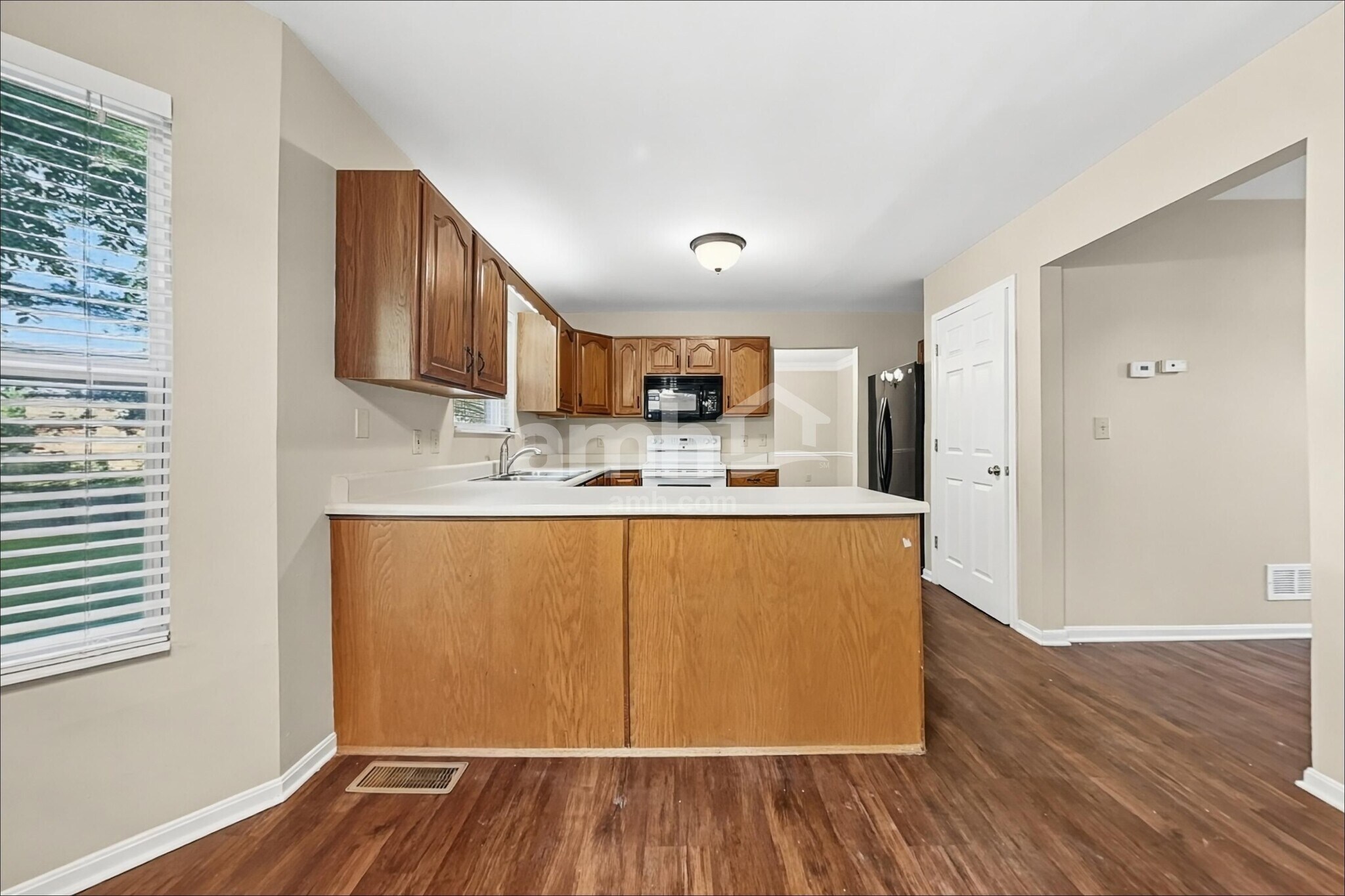 Building Photo - 2626 Sterling Ter