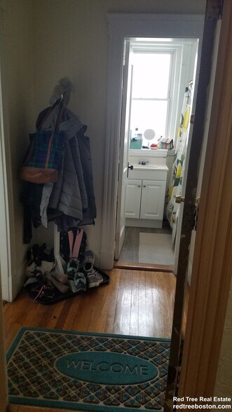 Building Photo - 28 Quint Ave