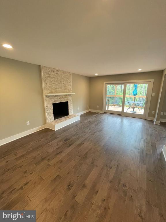 Building Photo - 3428 Reedy Dr