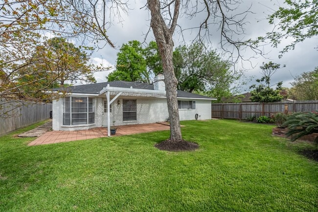 Building Photo - 730 Seamaster Dr