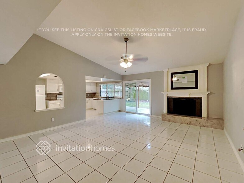 Building Photo - 2107 Fall Meadow Dr