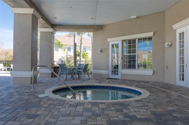 Building Photo - 7001 Interbay Blvd