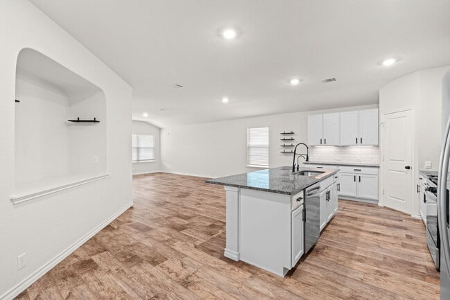 Building Photo - 165 Kakapo Dr