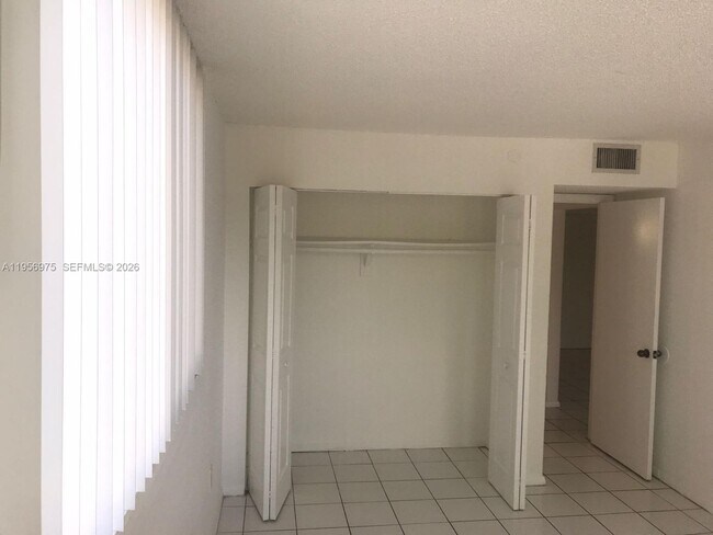 Building Photo - 1251 NE 108th St