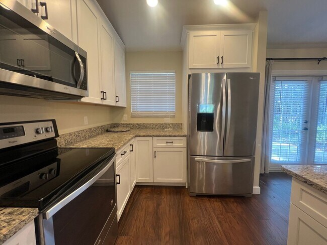 Building Photo - 6202 SW 86th Way
