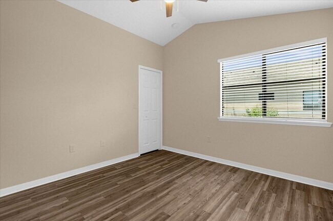 Building Photo - 3360 Windleshore Way